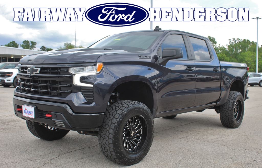 Dark Ash Metallic 2022 Chevrolet Silverado 1500 Pickup Truck Four-Wheel Drive Automatic
