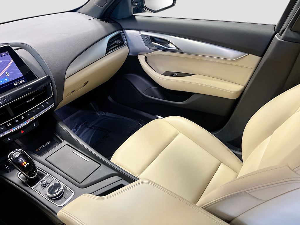 Used 2021 Dark Moon Blue Metallic Cadillac Luxury image 25