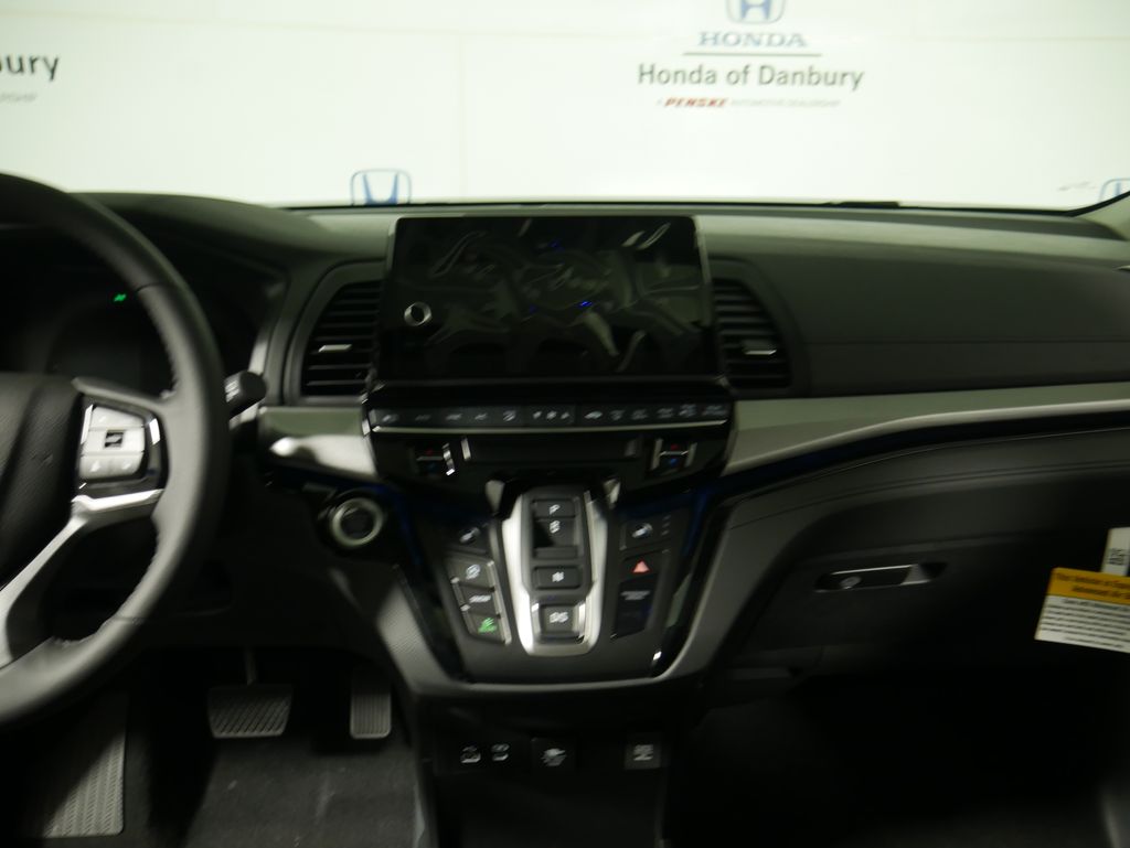 Thumbnail: 2026 Honda Odyssey - 11