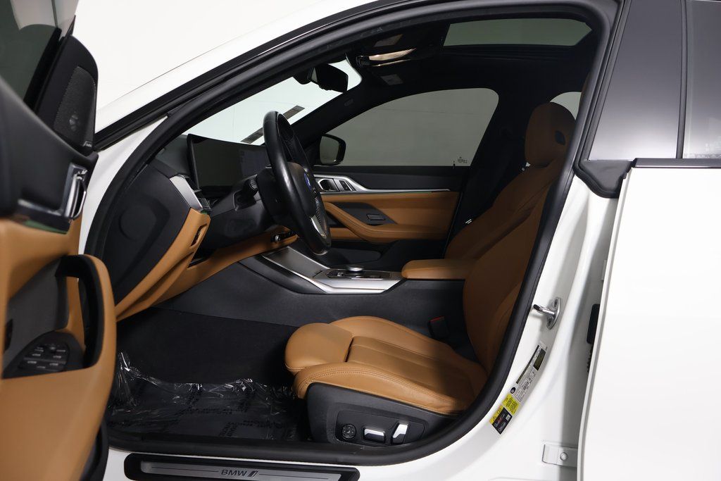 2023 BMW i4 eDrive35 10