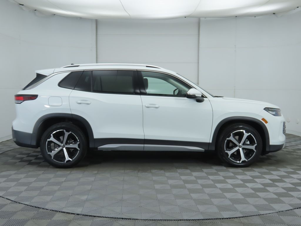 Thumbnail: 2026 Volkswagen Tiguan - 4