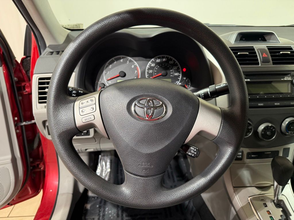 Thumbnail: 2012 Toyota Corolla - 20