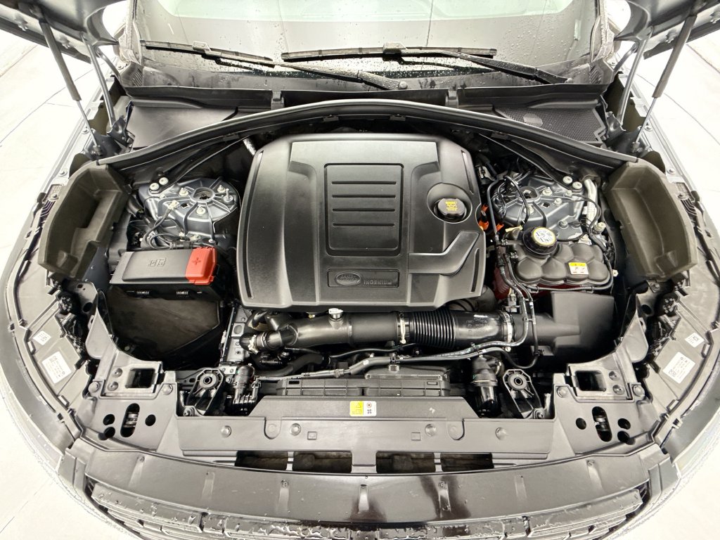 Thumbnail: 2025 Land Rover Range Rover Velar - 28