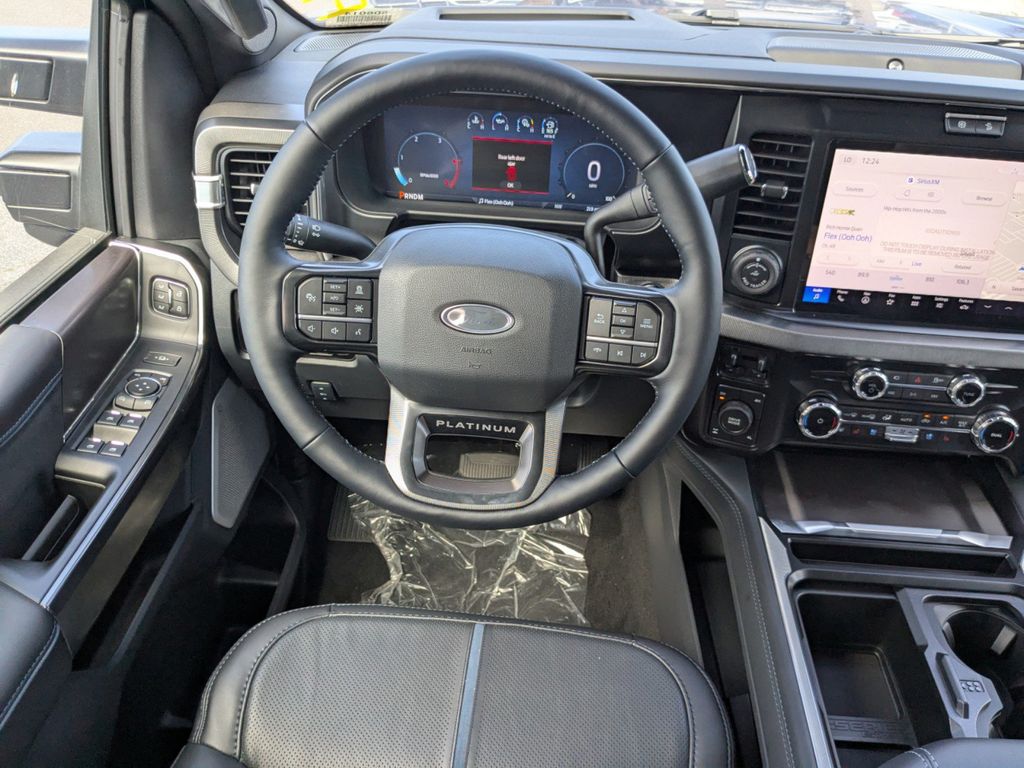 2026 Ford Super Duty F-250 SRW Platinum