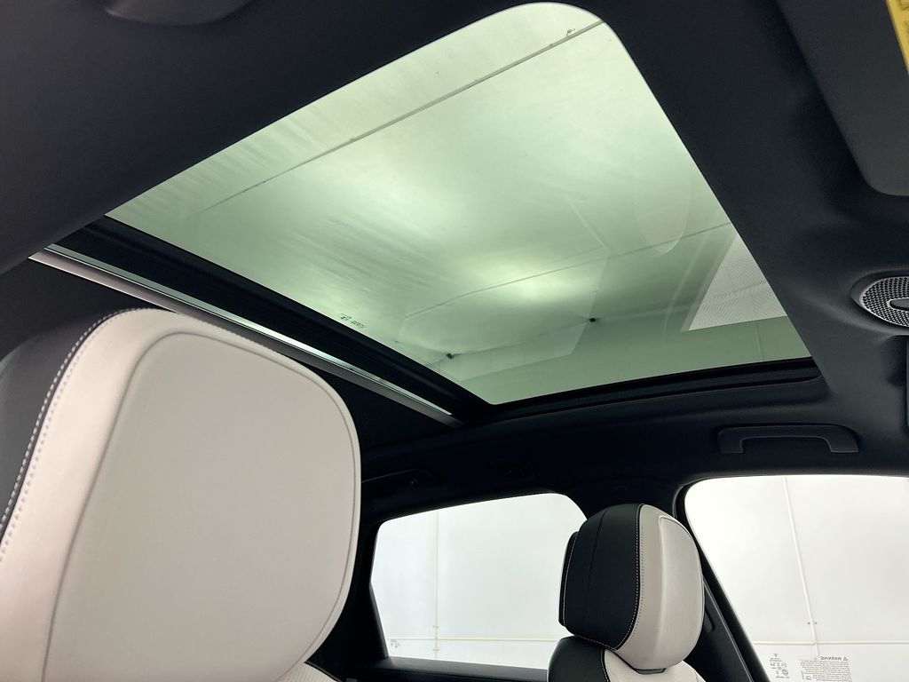 Thumbnail: 2026 Porsche Cayenne - 21