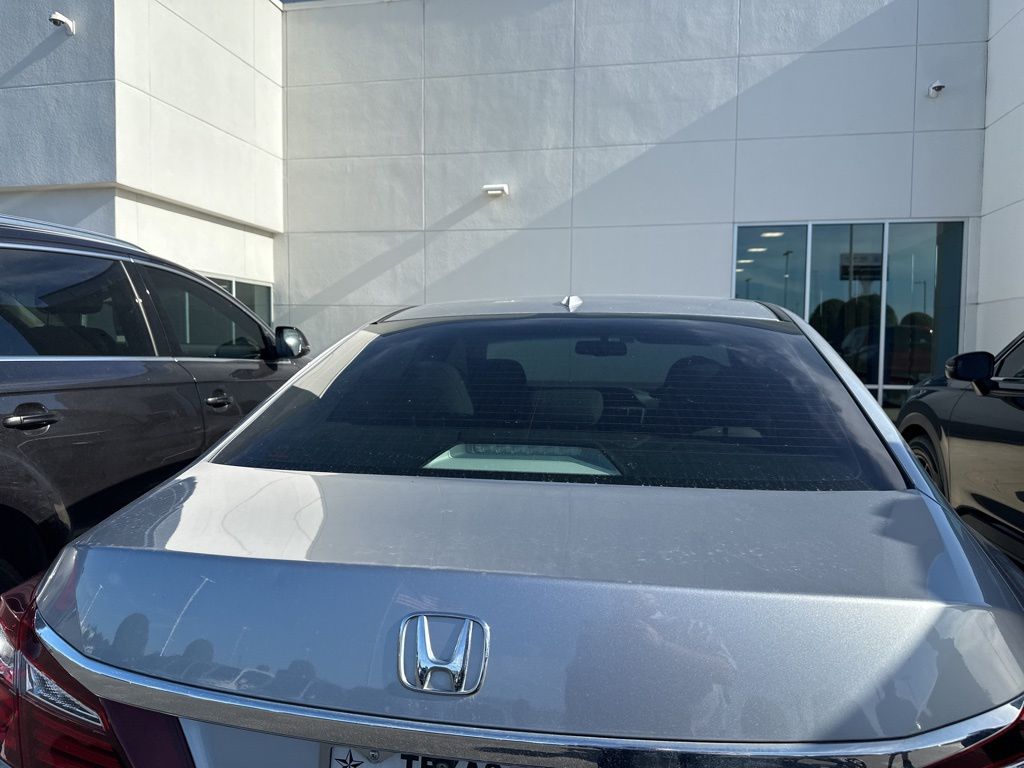 Thumbnail: 2017 Honda Accord - 4