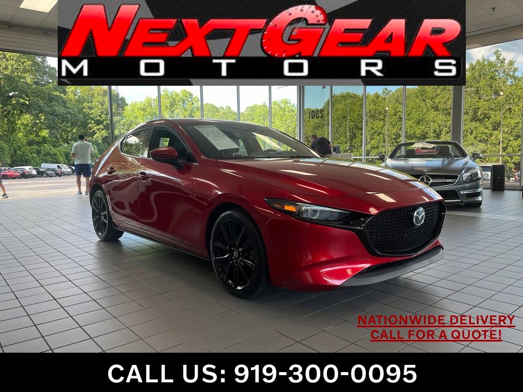 Soul Red Crystal Metallic 2020 Mazda MAZDA3 Hatchback Front-Wheel Drive 6-Speed Automatic