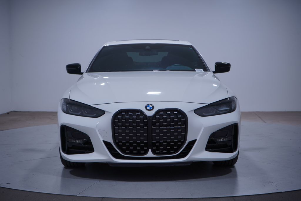 Thumbnail: 2022 BMW 4 Series - 4