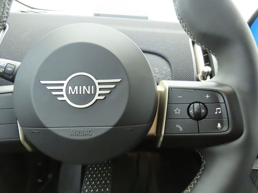 Thumbnail: 2025 MINI Cooper Countryman - 16