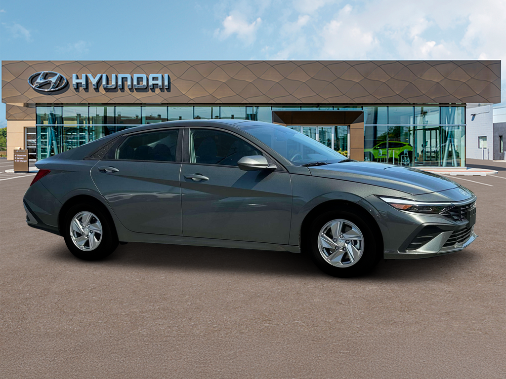 Thumbnail: 2025 Hyundai Elantra - 10