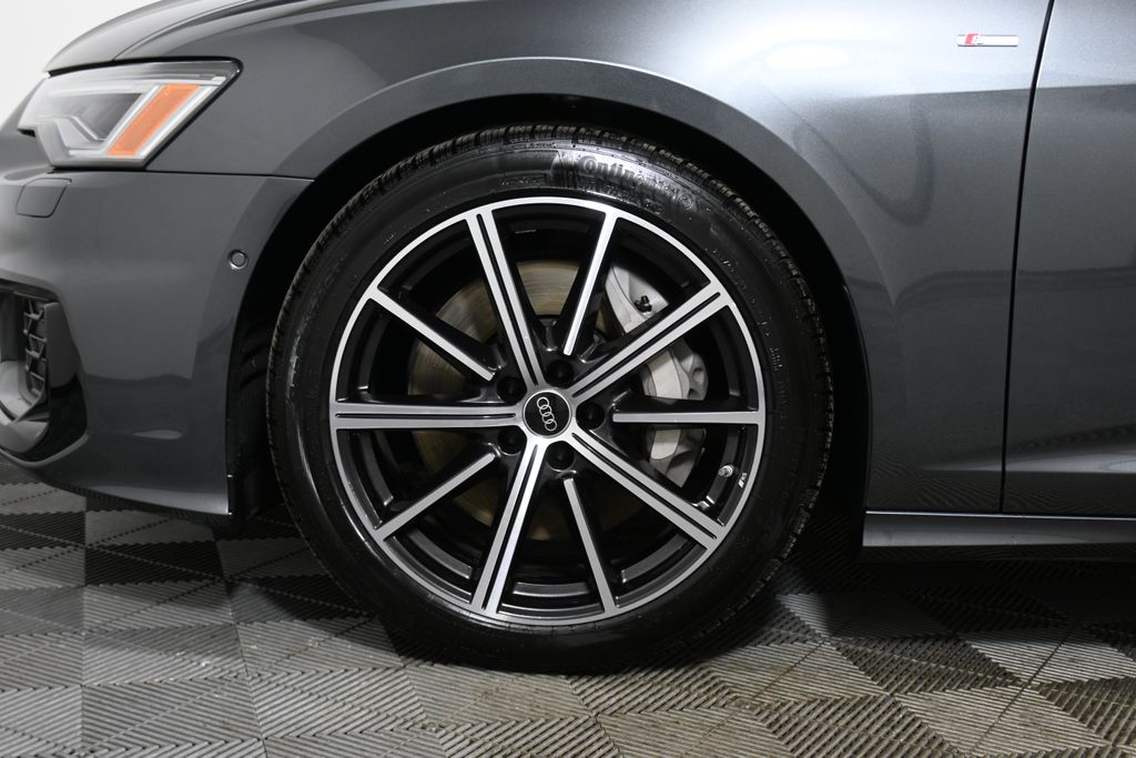 Thumbnail: 2025 Audi A6 - 11