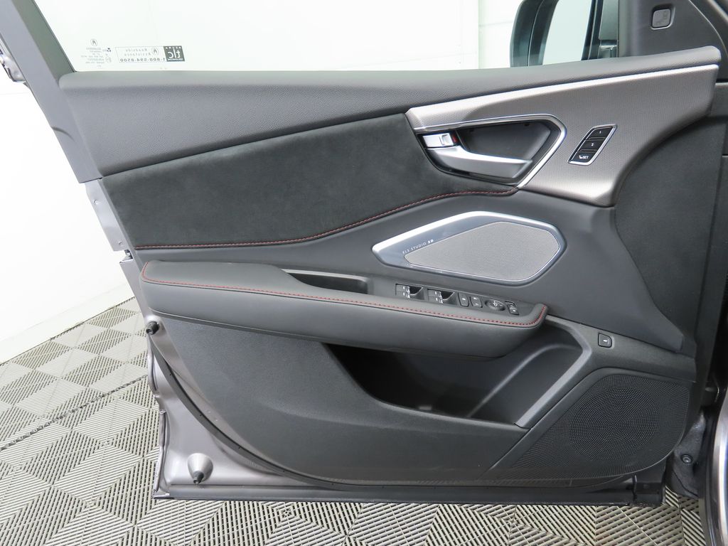 Thumbnail: 2026 Acura RDX - 24