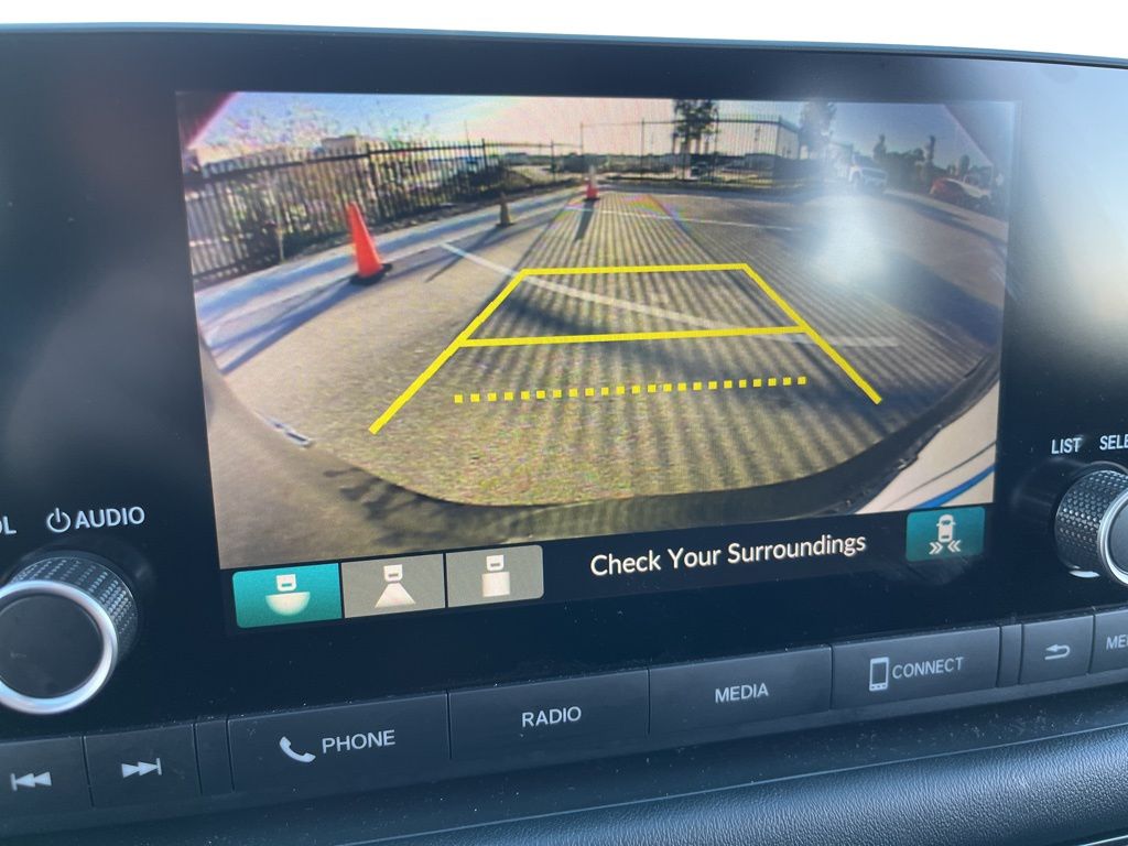 Thumbnail: 2025 Honda HR-V - 22