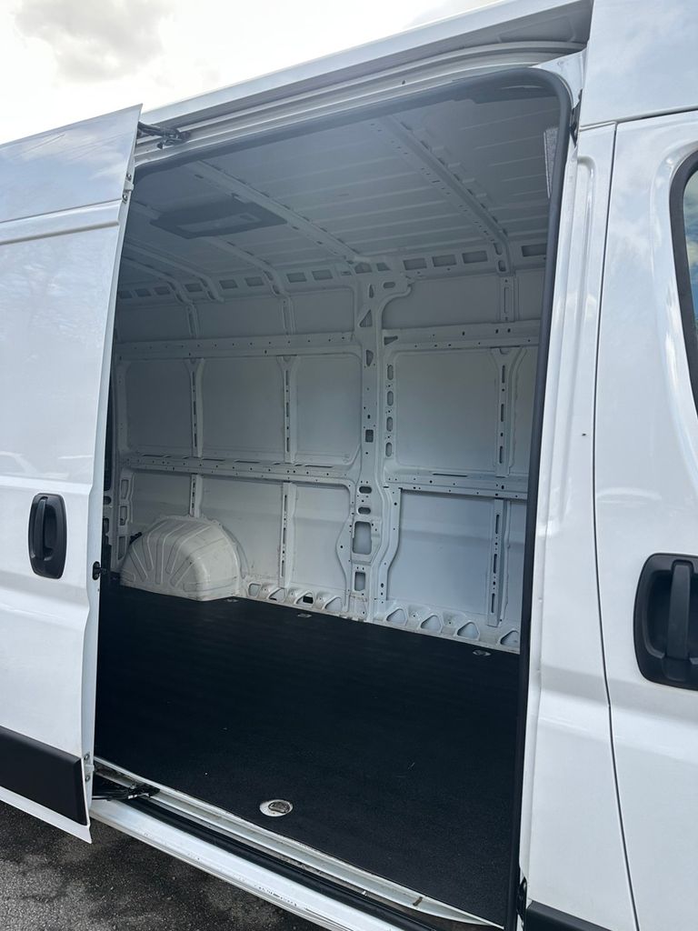 used 2024 Ram ProMaster 2500 car, priced at $31,985