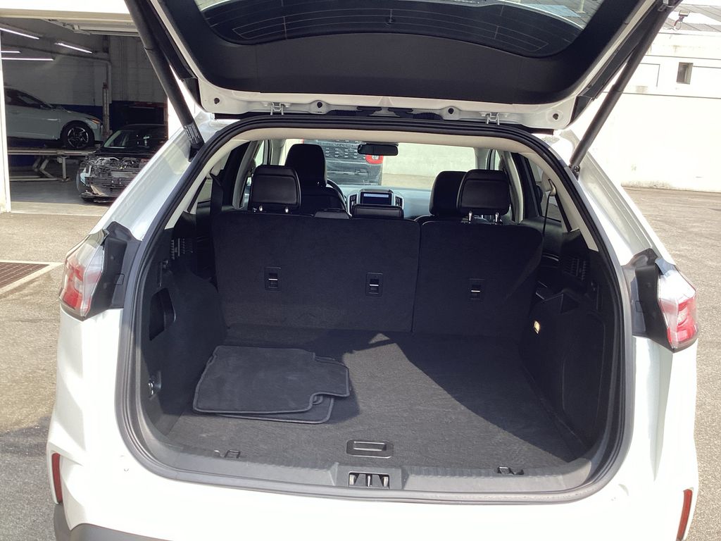 Used 2021 Ford Edge SUV