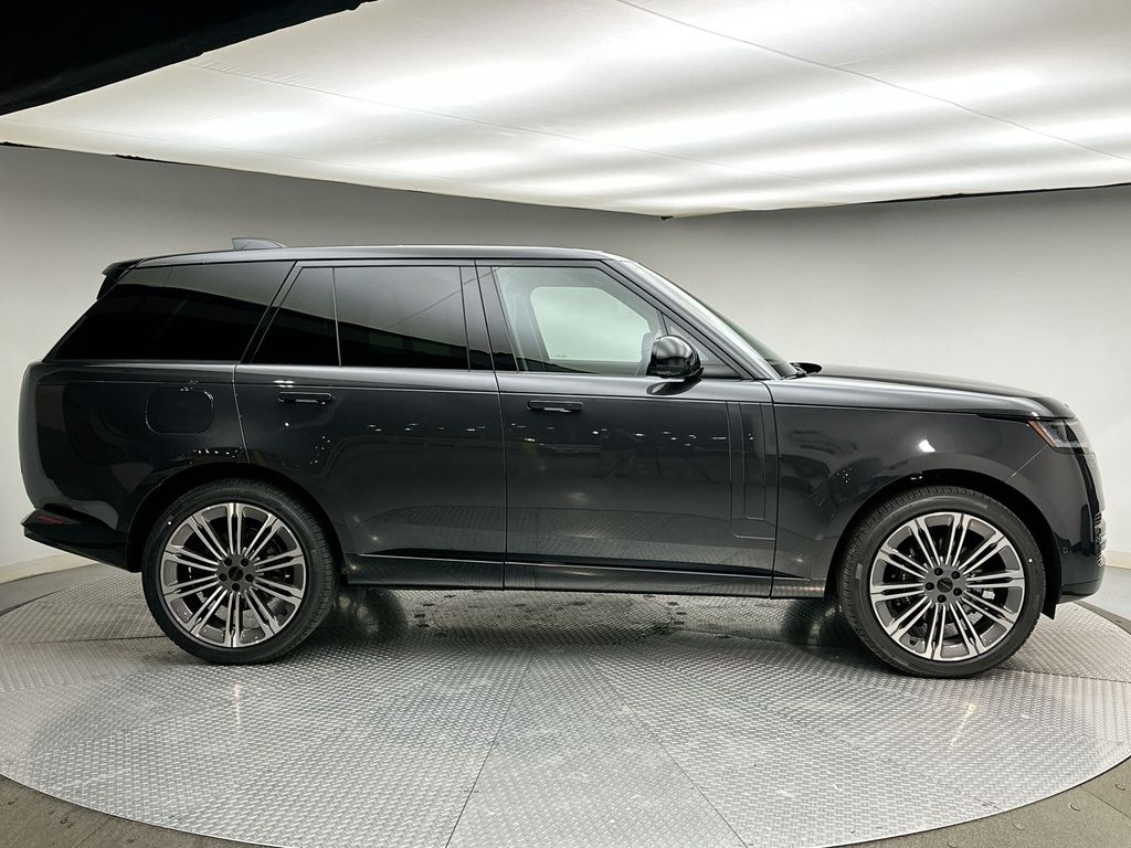 Thumbnail: 2026 Land Rover Range Rover - 14