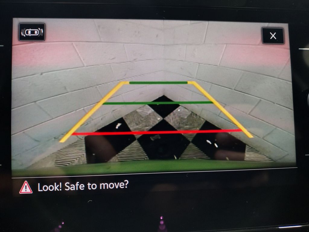 2025 Volkswagen Taos 1.5T SE Black