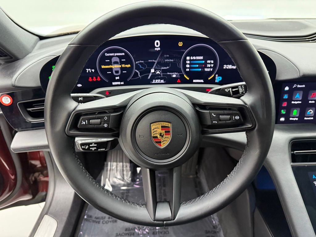 Thumbnail: 2021 Porsche Taycan - 12