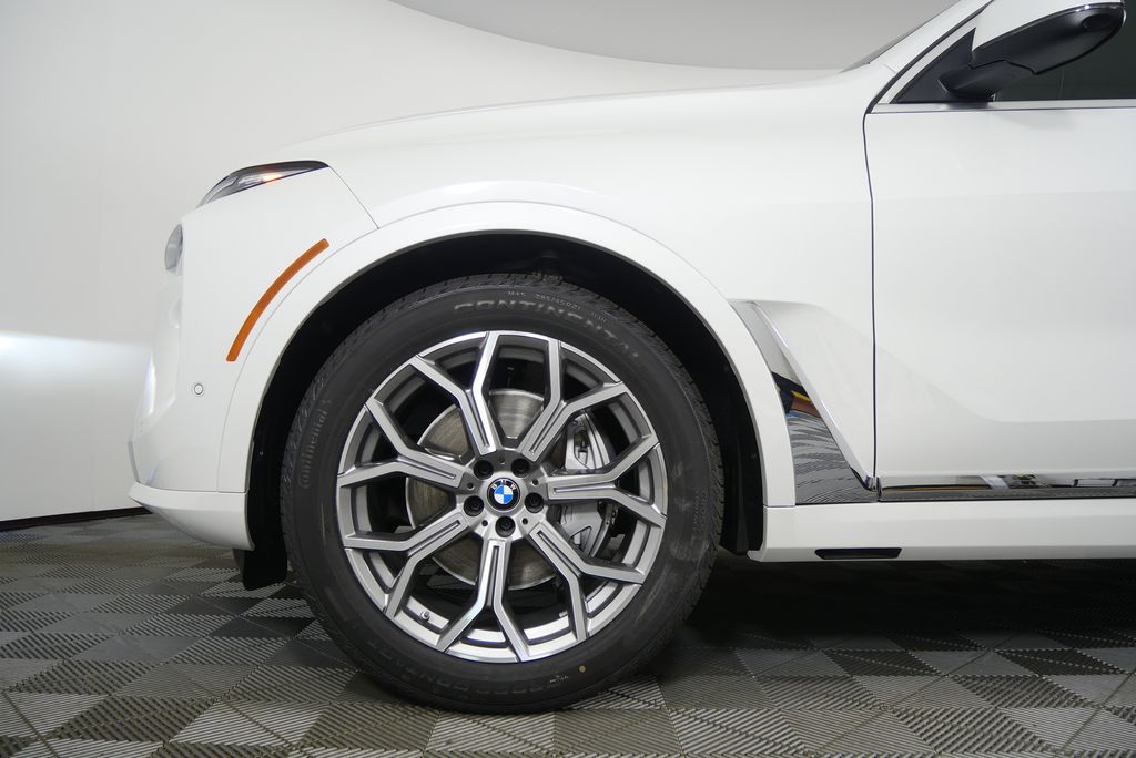 Thumbnail: 2026 BMW X7 - 7