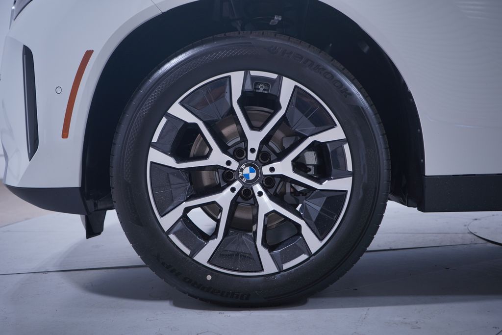 Thumbnail: 2026 BMW X3 - 2