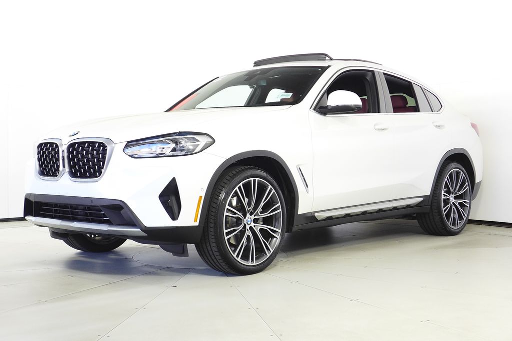 Thumbnail: 2022 BMW X4 - 2