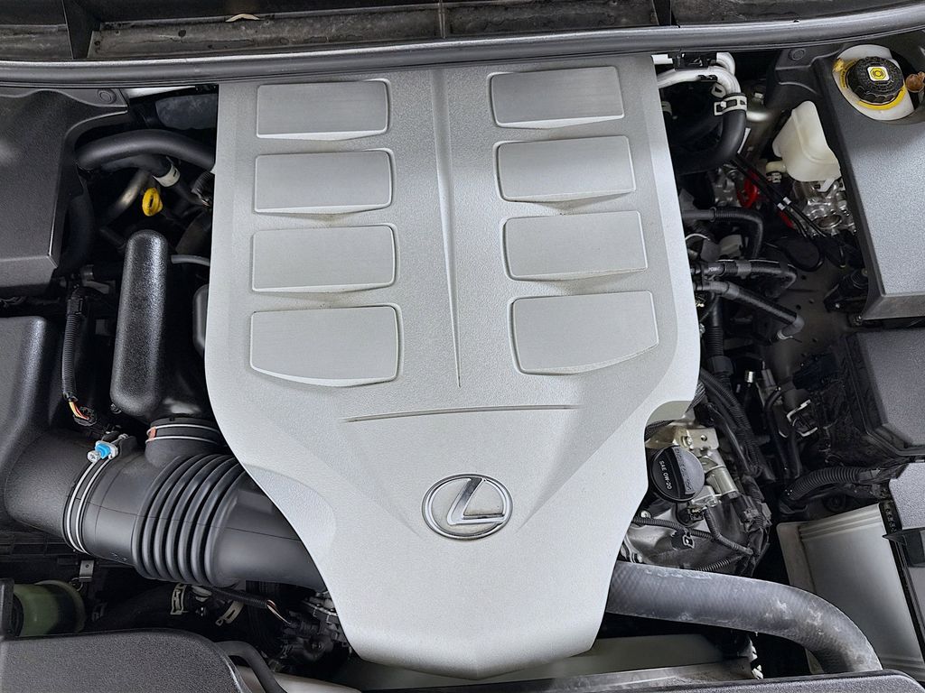 Thumbnail: 2023 Lexus GX - 32