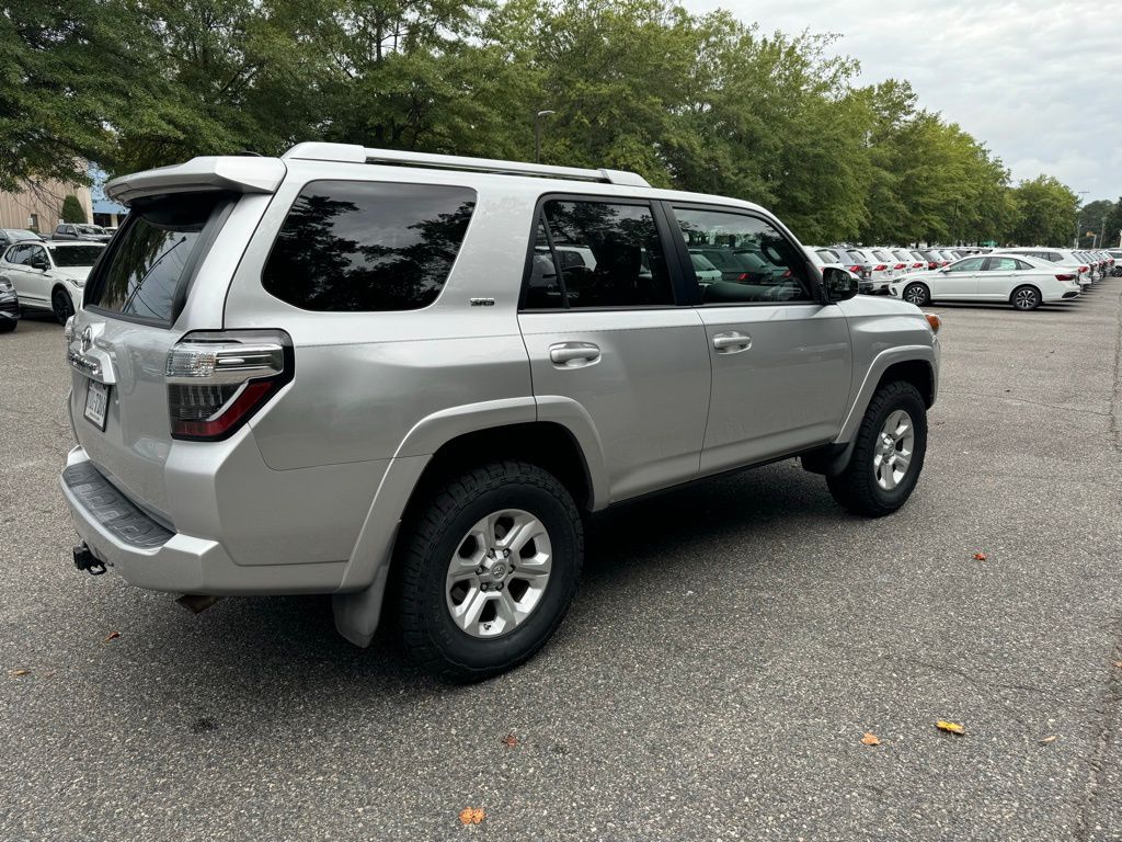 2016 Toyota 4Runner  7