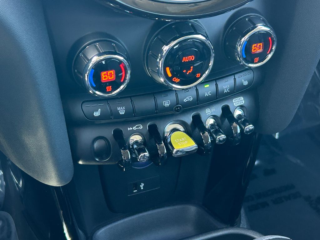 2022 MINI Cooper SE 26