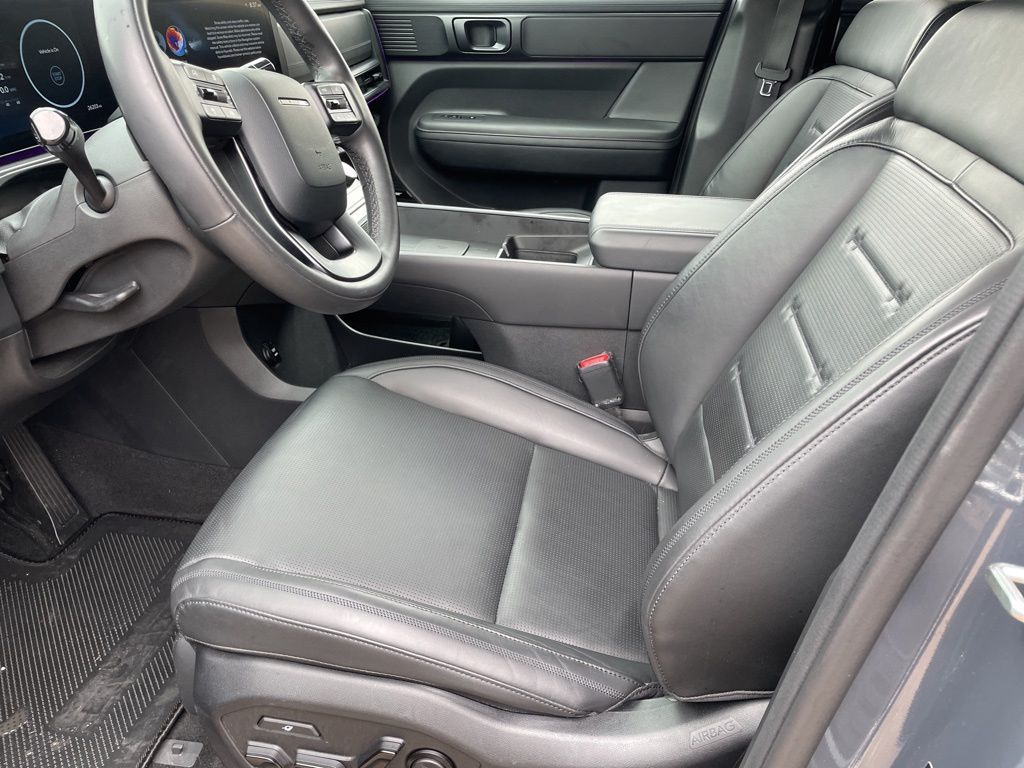 Used Car 2025 Hyundai Santa Fe Hybrid  Calligraphy For Sale Under $40,000 In Georgetown, Texas