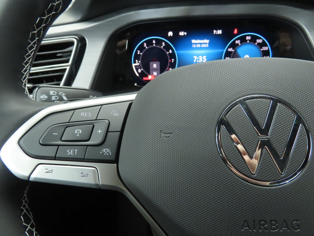 Thumbnail: 2026 Volkswagen Atlas - 11