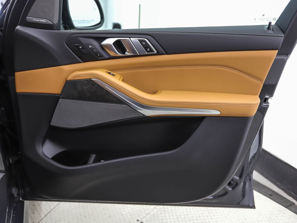 Thumbnail: 2026 BMW X5 - 29