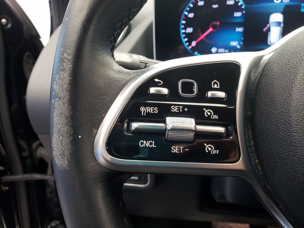 Thumbnail: 2021 Mercedes-Benz GLA - 19