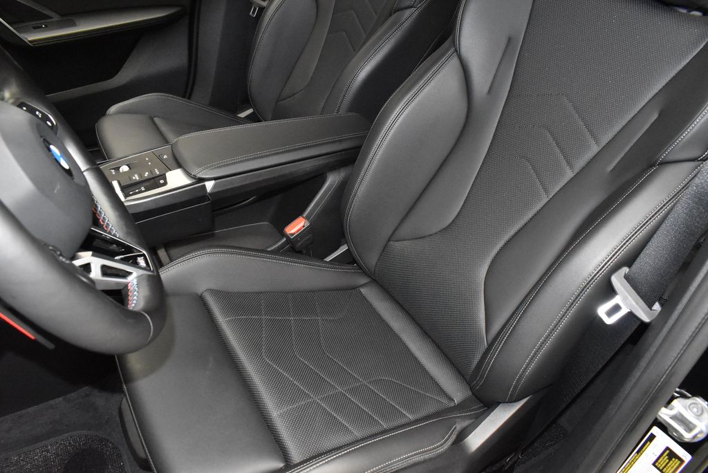 Thumbnail: 2024 BMW X1 - 15