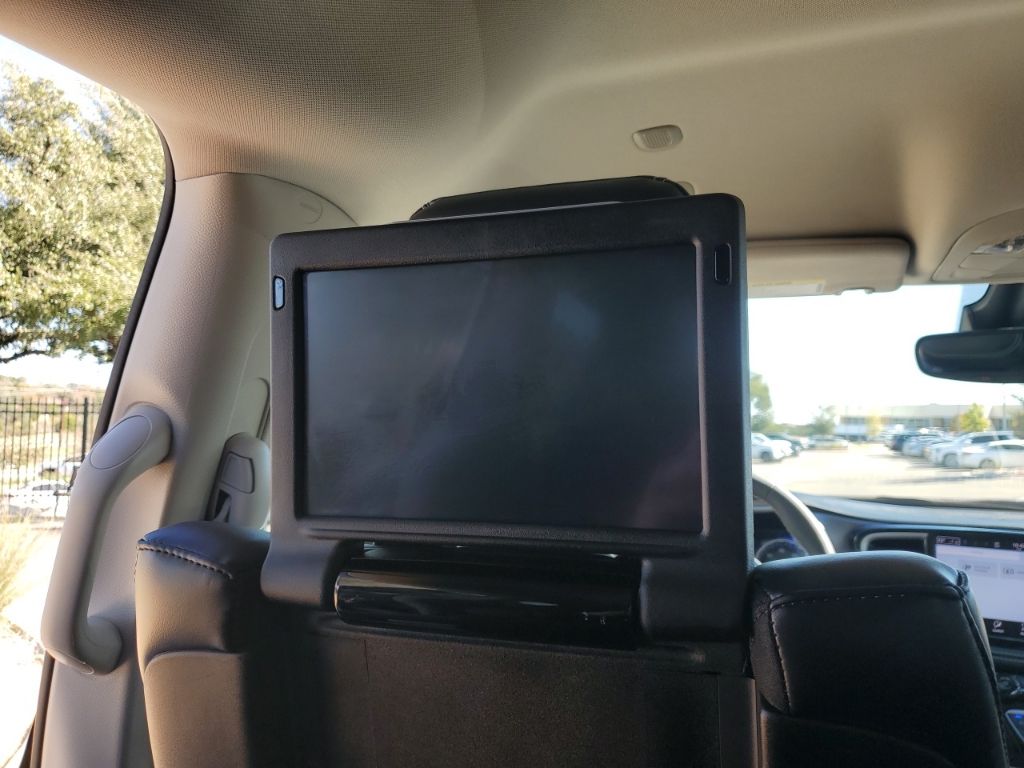 Used Car 2023 Chrysler Pacifica  Touring L For Sale Under $40,000 In Austin, Texas