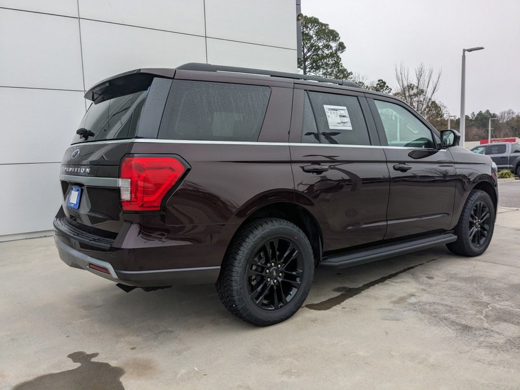 2024 Ford Expedition XLT