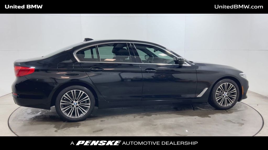Thumbnail: 2019 BMW 5 Series - 9