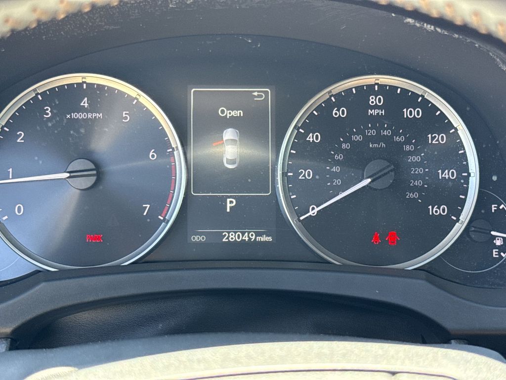 Thumbnail: 2022 Lexus RC - 25