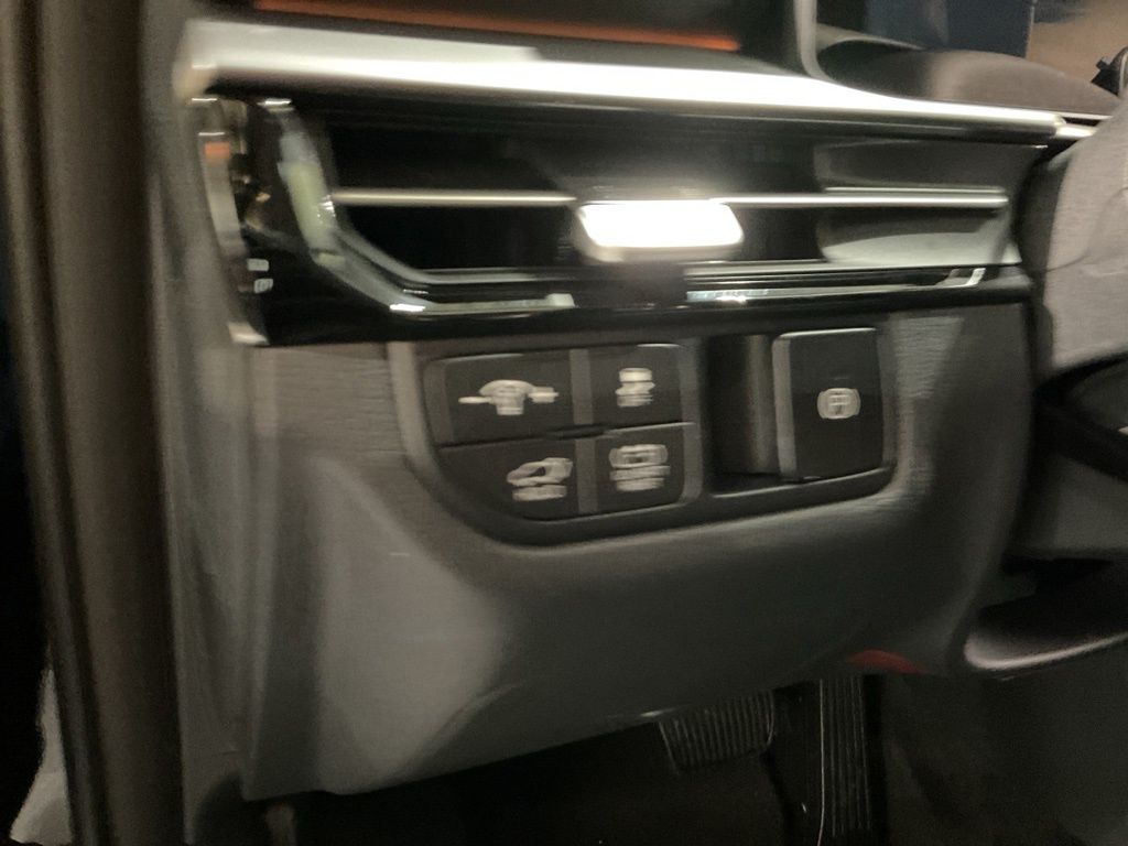 New 2026 Black Kia SX-Prestige image 13