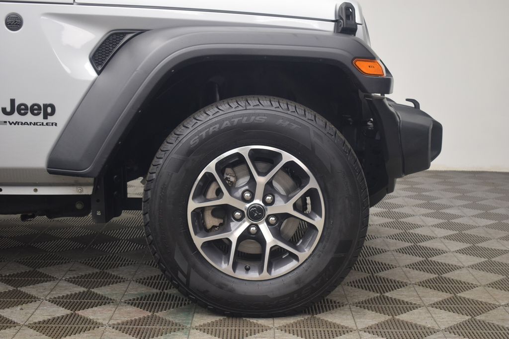 used 2024 Jeep Wrangler car, priced at $33,800