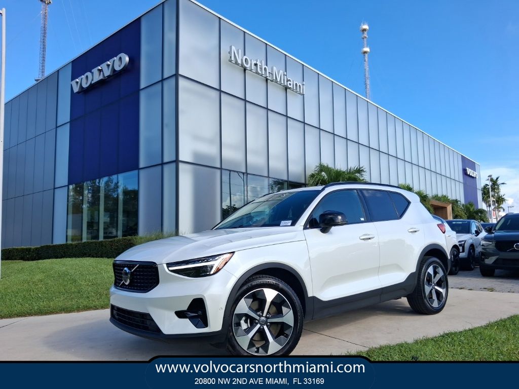 2026 Volvo XC40