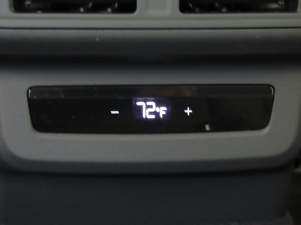 Thumbnail: 2025 Audi Q5 - 24