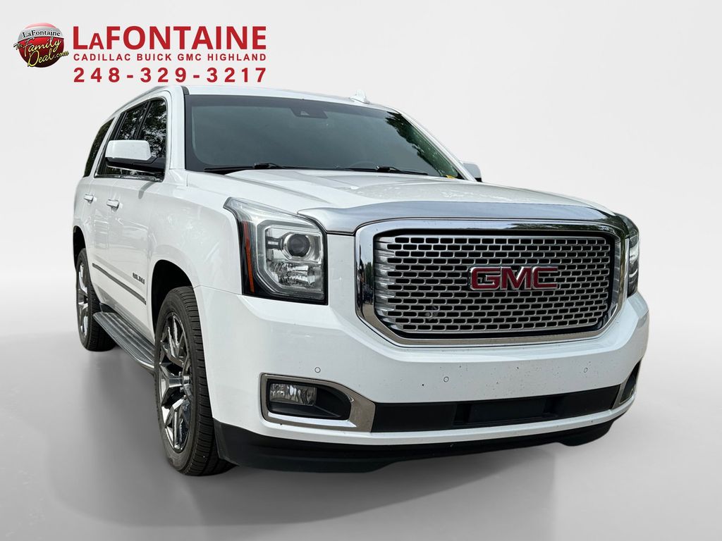 2016 GMC Yukon Denali 3