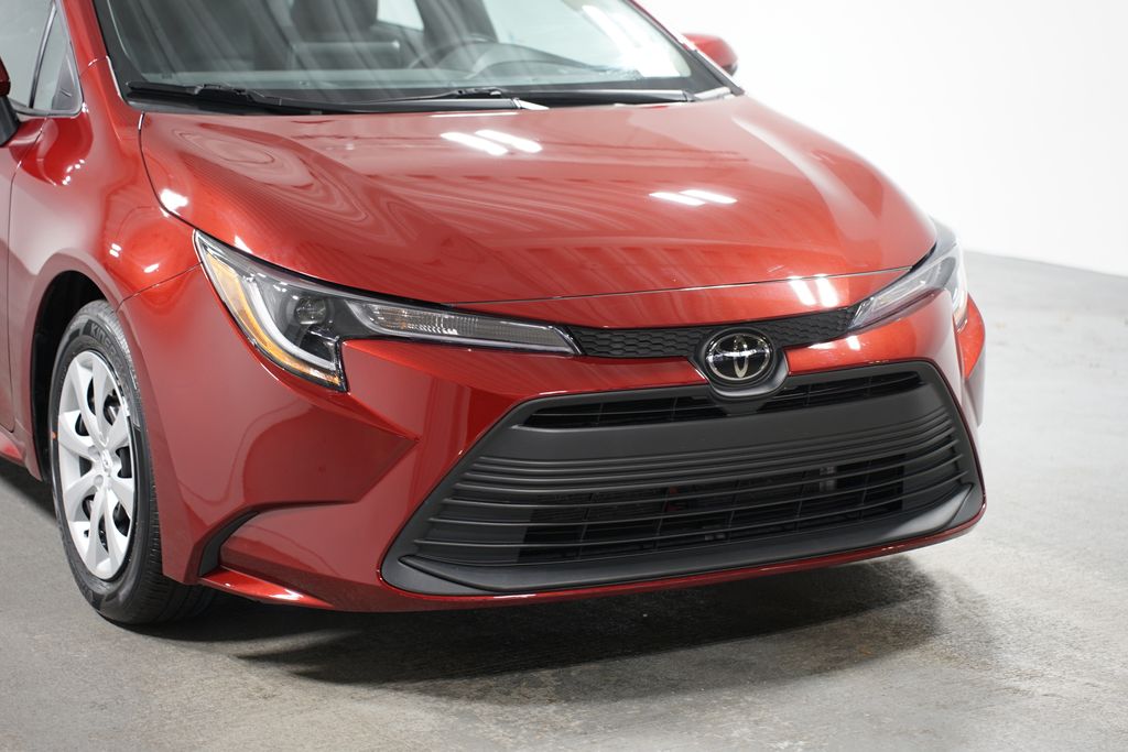 2023 Toyota Corolla LE 4