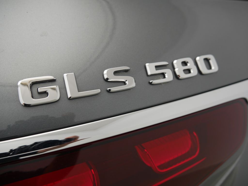 Thumbnail: 2025 Mercedes-Benz GLS - 9