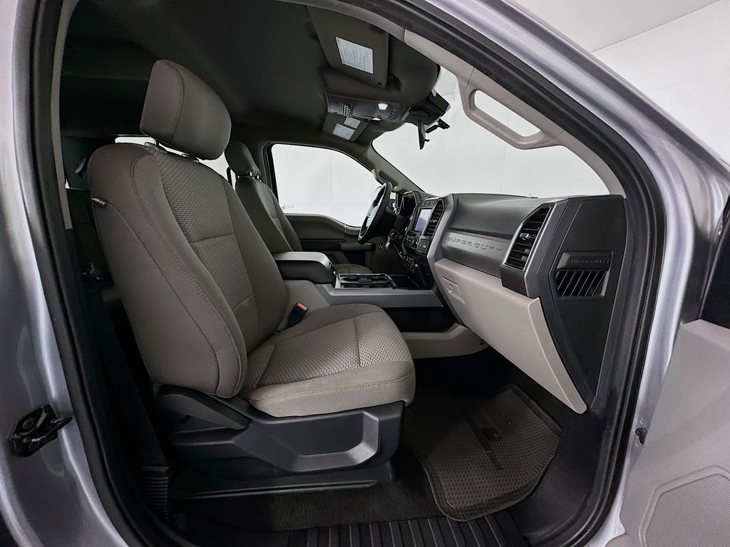 Thumbnail: 2020 Ford Econoline - 28