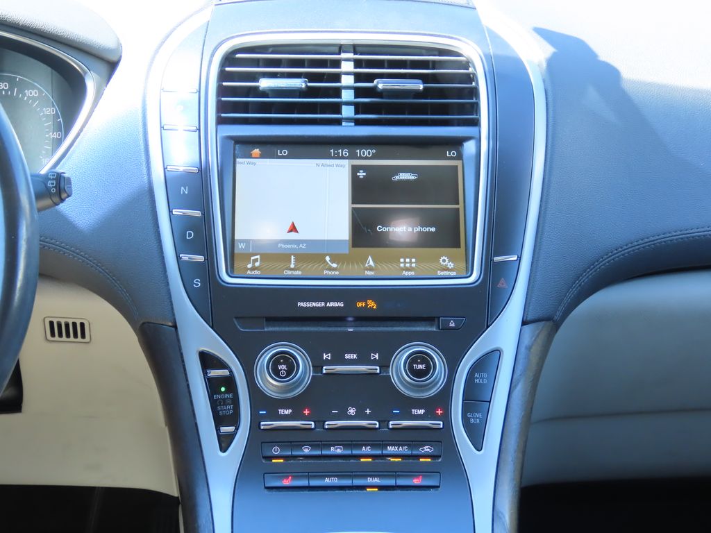 Thumbnail: 2017 Lincoln MKX - 8