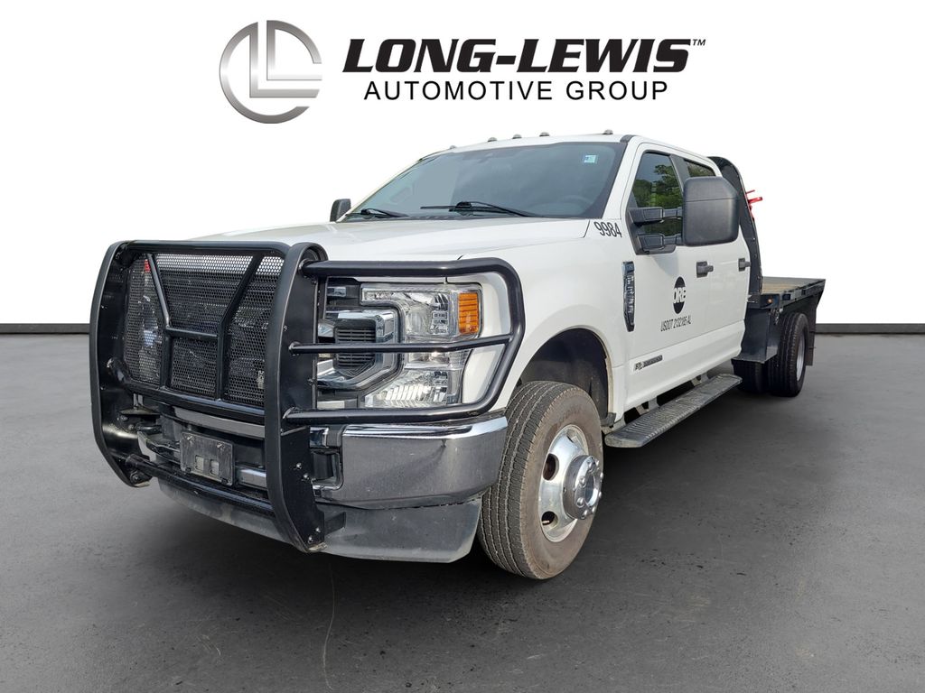 Oxford White 2021 Ford F-350 Super Duty Chassis XL Crew Cab DRW 4WD Pickup Truck Four-Wheel Drive Automatic