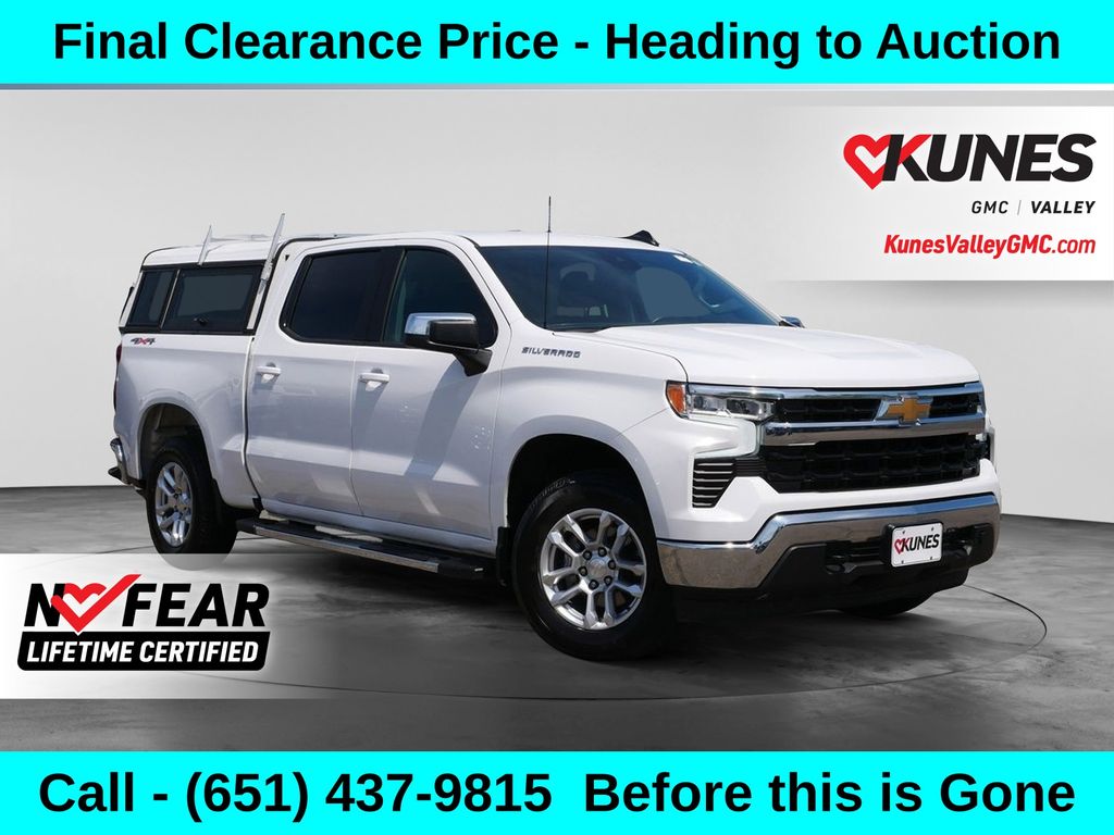 Summit White 2024 Chevrolet Silverado 1500 Pickup Truck Four-Wheel Drive 8-Speed Automatic