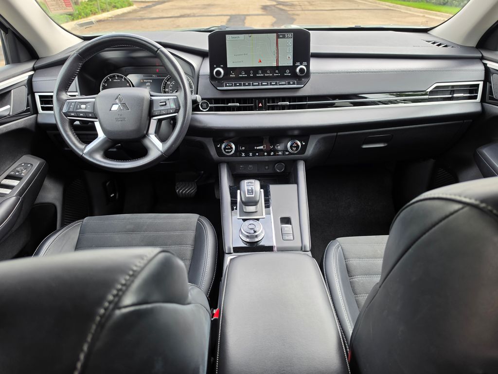 Used 2024 Mitsubishi Outlander SUV