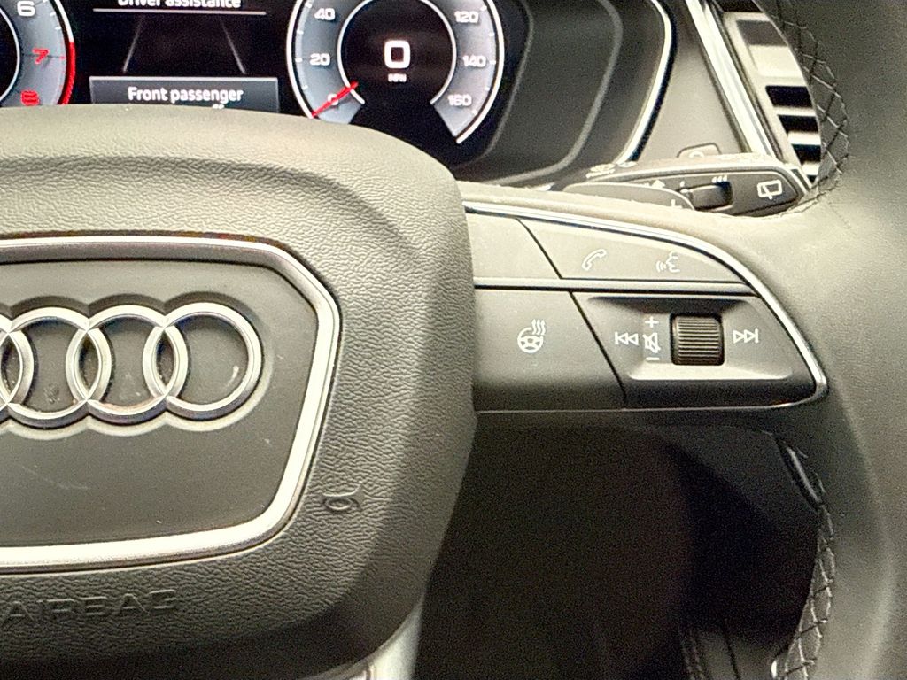 Thumbnail: 2023 Audi Q5 - 12